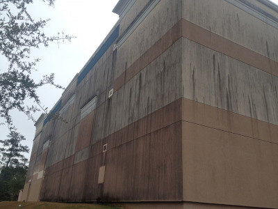 EXTERIOR COMMERCIAL CLEANING Before
