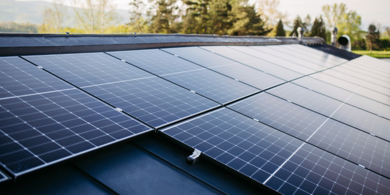 What to Expect from Our Solar Panel Cleaning Services